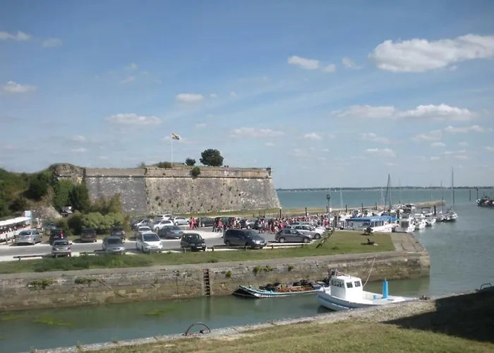 Escale A L\'Ile D\'Oleron